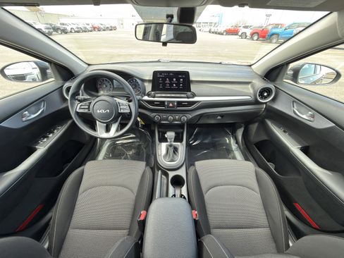 Used 2024 Kia Forte LXS FWD image 28