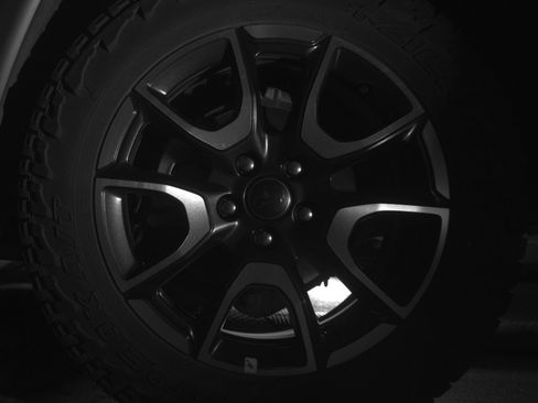 Used 2025 Jeep Compass Trailhawk AWD/4WD image 14