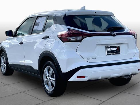 Used 2024 Nissan Kicks S FWD image 12