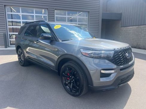 Used 2024 Ford Explorer ST w/ Equipment Group 401A AWD/4WD image 3