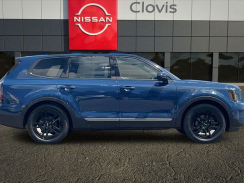 Used 2023 Kia Telluride SX X-Line AWD/4WD image 9
