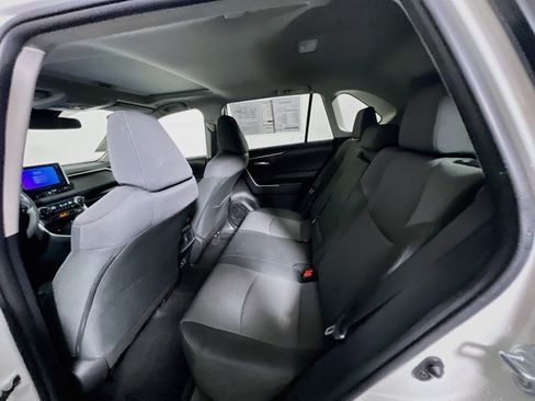 Used 2024 Toyota RAV4 XLE w/ Convenience Package FWD image 28
