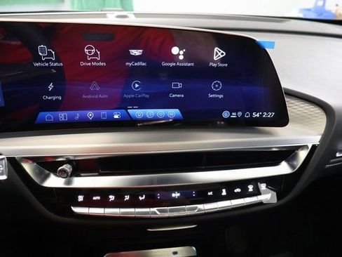 New 2026 Cadillac Lyriq Luxury image 19