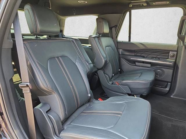 Used 2023 Ford Expedition Platinum RWD image 20