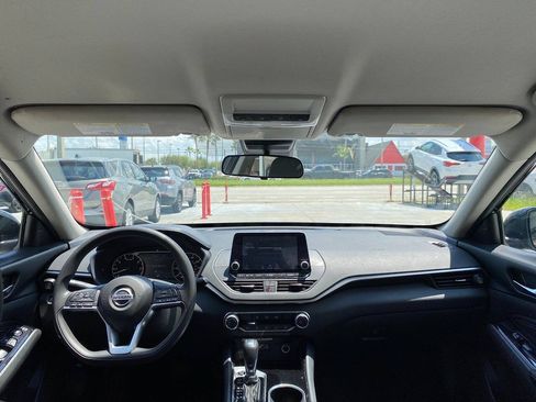 Used 2021 Nissan Altima 2.5 SV FWD image 8