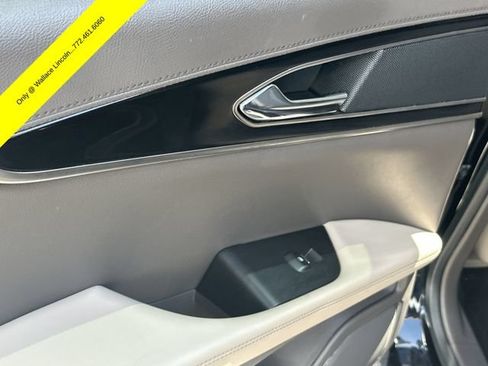 Certified 2022 Lincoln Nautilus FWD w/ Premium Package image 13