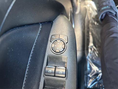 Used 2020 Ford Mustang Premium image 30