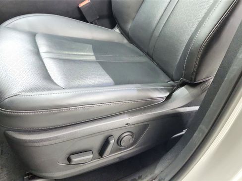 Used 2022 Kia Sorento SX image 24