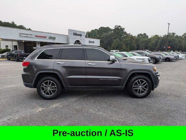 Used 2017 Jeep Grand Cherokee Limited w/ Luxury Group II RWD image 4