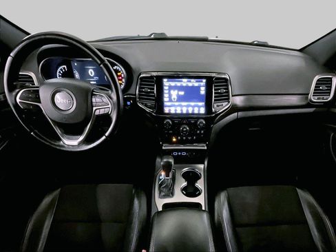 Used 2021 Jeep Grand Cherokee Laredo X image 14