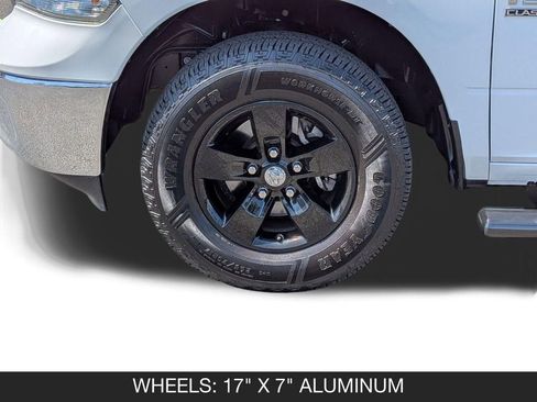 Used 2022 RAM 1500 Classic SLT AWD/4WD image 11