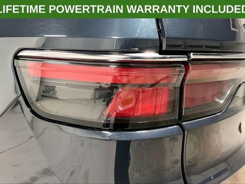 Used 2023 Jeep Wagoneer 4WD w/ Convenience Group I image 38