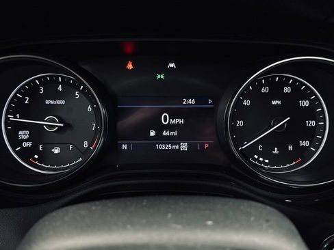 Used 2023 Buick Encore GX Essence w/ Experience Buick Package image 27