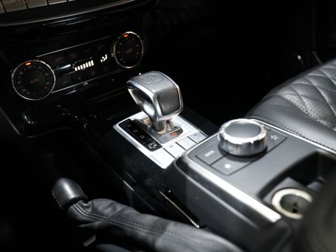 Used 2016 Mercedes-Benz G 63 AMG 4MATIC image 36