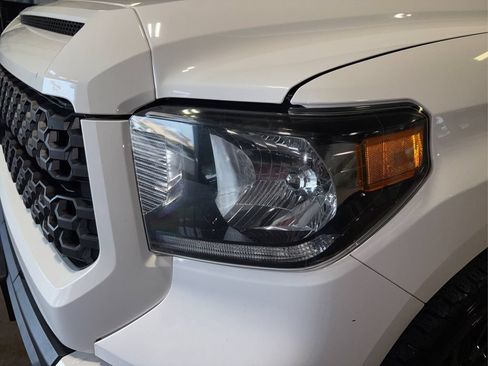 Used 2020 Toyota Tundra SR5 w/ SX Package AWD/4WD image 23