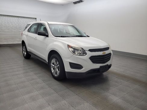 Used 2017 Chevrolet Equinox LS FWD image 13