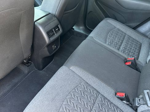 Used 2024 Chevrolet Equinox LT image 15