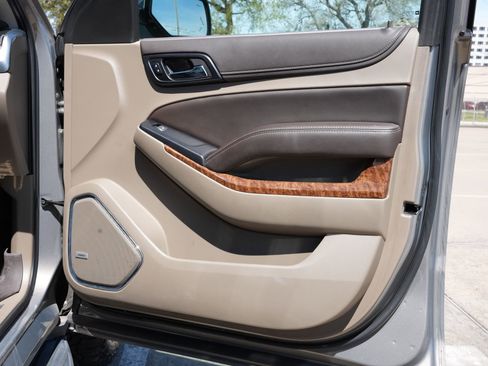 Used 2018 Chevrolet Tahoe Premier w/ Max Trailering Package image 28