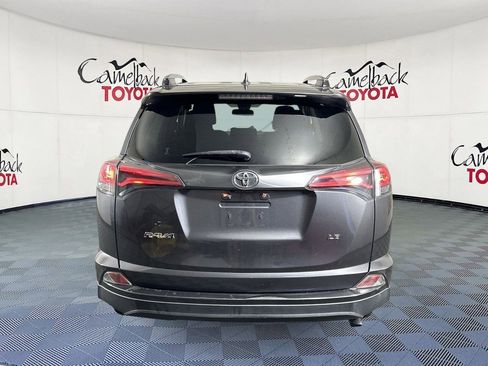 Used 2018 Toyota RAV4 LE w/ Carpet Mat Package FWD image 7
