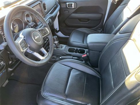 Used 2023 Jeep Wrangler Unlimited Sahara w/ Cold Weather Group image 24