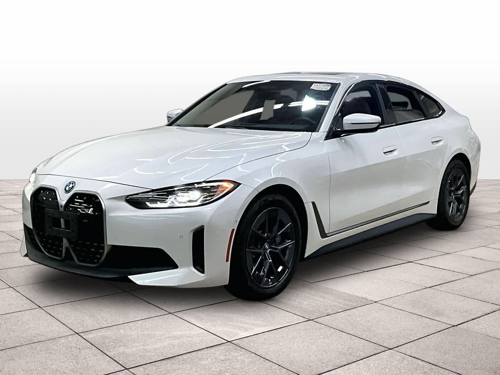 Used 2023 BMW i4 eDrive40 RWD image 1