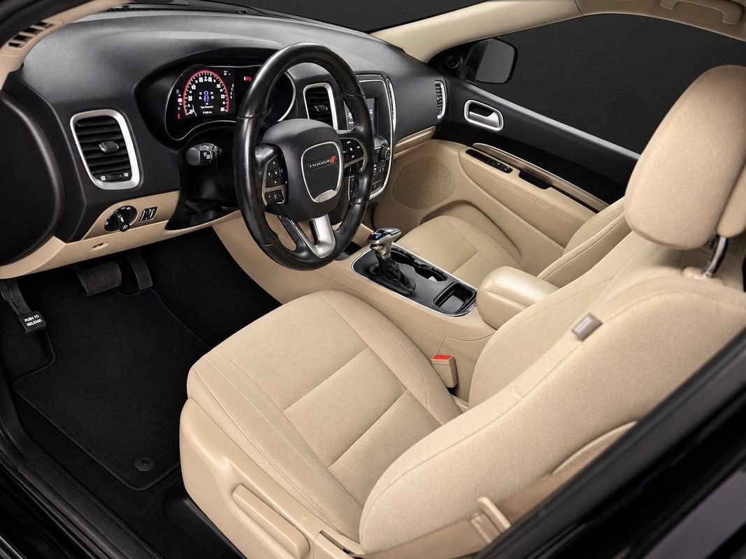 Used 2019 Dodge Durango SXT w/ 3rd Row Seating Group AWD/4WD image 17