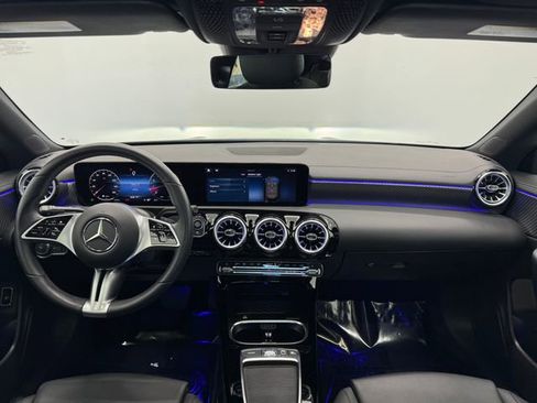 New 2025 Mercedes-Benz CLA 250 image 6