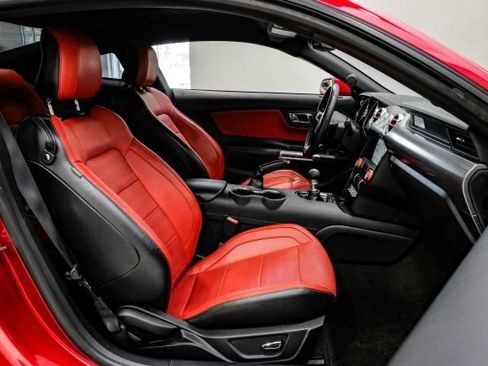Used 2016 Ford Mustang GT Premium w/ GT Performance Package RWD image 29