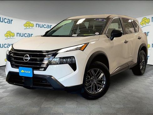 Used 2026 Nissan Rogue S AWD/4WD image 3