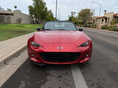 Used 2016 MAZDA MX-5 Miata Sport RWD image 5