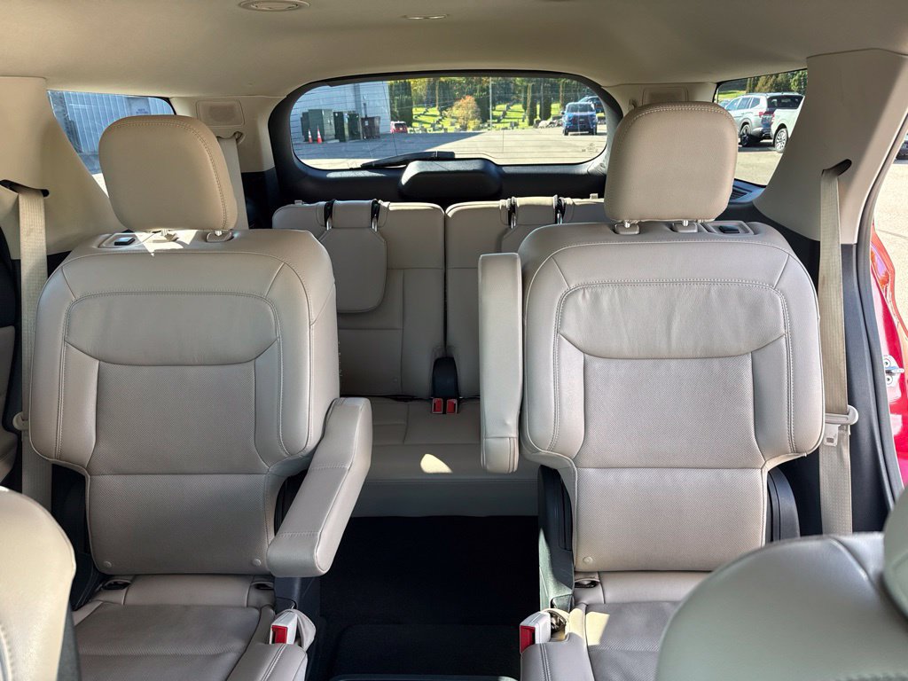 Used 2020 Ford Explorer Limited AWD/4WD image 14