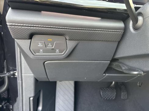 New 2026 Volkswagen Atlas SEL AWD/4WD image 33