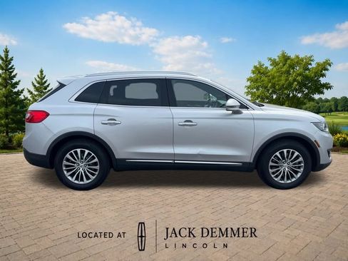Used 2016 Lincoln MKX Select w/ Select Plus Package FWD image 8