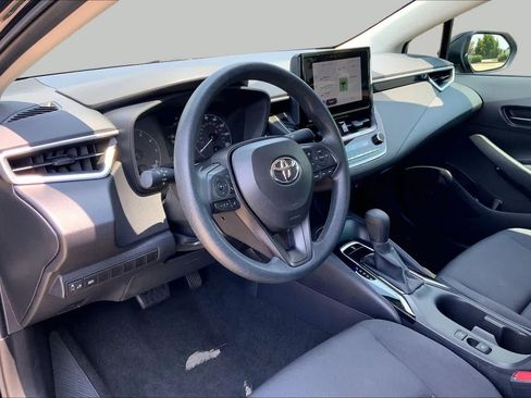 Used 2024 Toyota Corolla LE FWD image 17