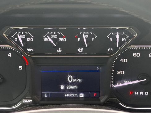 Used 2023 GMC Sierra 3500 SLE w/ SLE Convenience Package AWD/4WD image 11