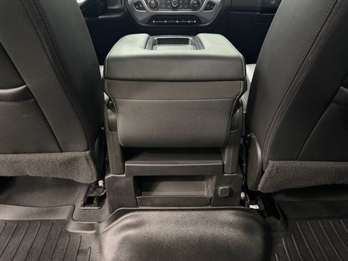Used 2019 GMC Sierra 2500 SLT w/ Suspension Package, Off-Road AWD/4WD image 28