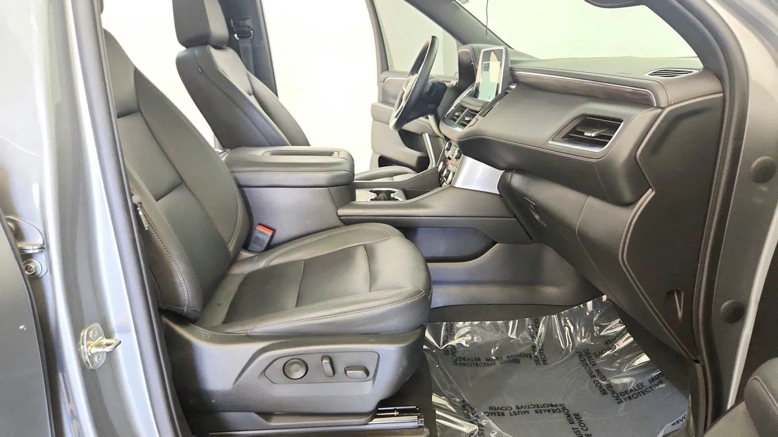 Used 2023 Chevrolet Tahoe LT w/ LT Signature Package AWD/4WD image 30