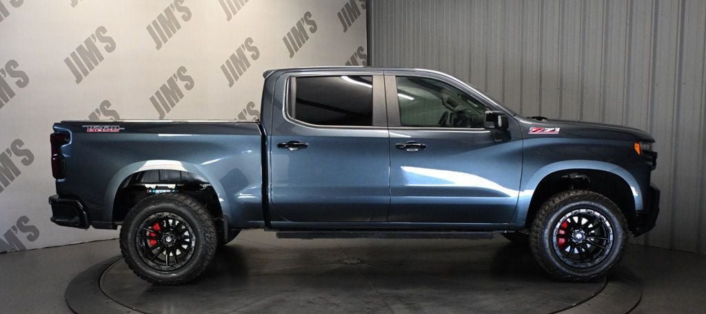 Used 2021 Chevrolet Silverado 1500 LT Trail Boss w/ Convenience Package II AWD/4WD image 4