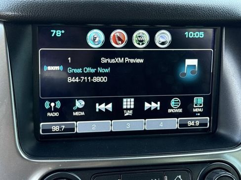 Used 2020 Chevrolet Suburban LT image 32