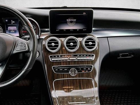Used 2015 Mercedes-Benz C 300 4MATIC Sedan image 8