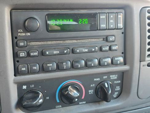 Used 2002 Ford F150 Lariat image 22