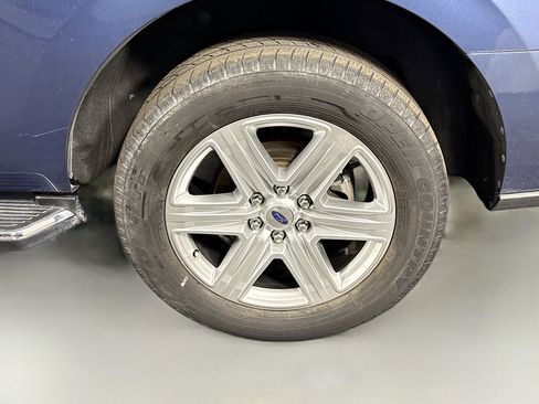 Used 2020 Ford Expedition XLT w/ Equipment Group 202A image 37