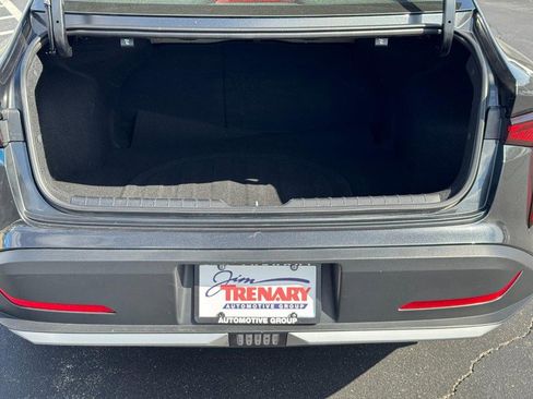 Used 2025 Kia K4 image 4