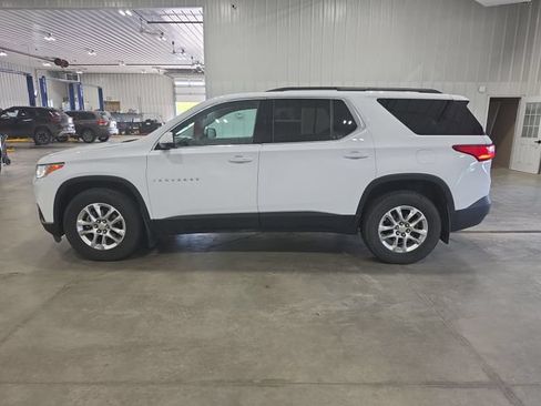 Used 2019 Chevrolet Traverse LT w/ LPO, Floor Liner Package AWD/4WD image 13