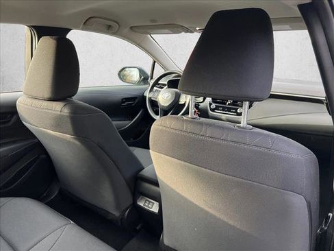 Certified 2025 Toyota Corolla LE image 21