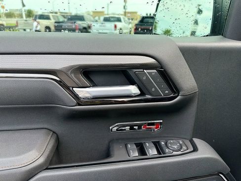 New 2026 GMC Sierra 1500 AT4 w/ AT4 Premium Package AWD/4WD image 9