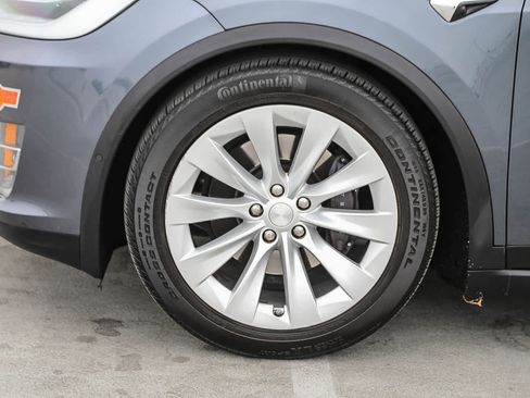 Used 2020 Tesla Model X Long Range AWD/4WD image 10