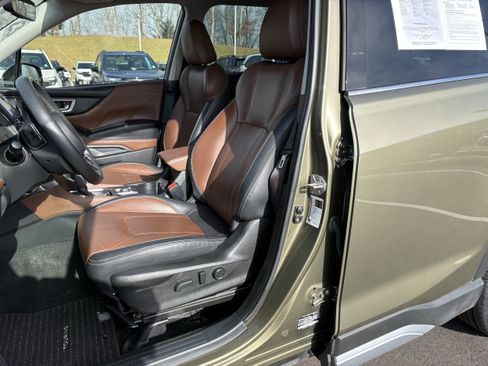 Certified 2023 Subaru Forester Touring w/ Popular Package #3 image 29