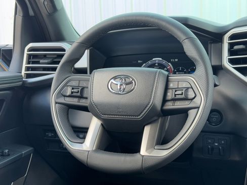 Used 2025 Toyota Sequoia SR5 image 20