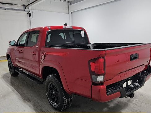Used 2022 Toyota Tacoma SR5 image 5